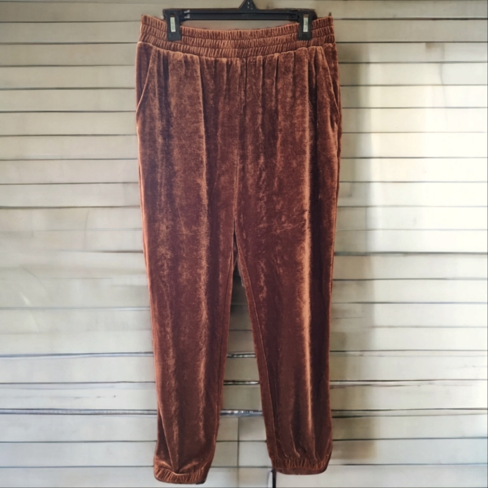 7 For All Mankind Brown Highwaisted Velour Joggers for Women